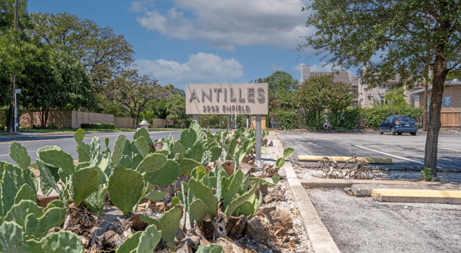 Antilles Apartments