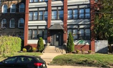 Apartments Near Chatham 6723 McPherson Blvd for Chatham University Students in Pittsburgh, PA